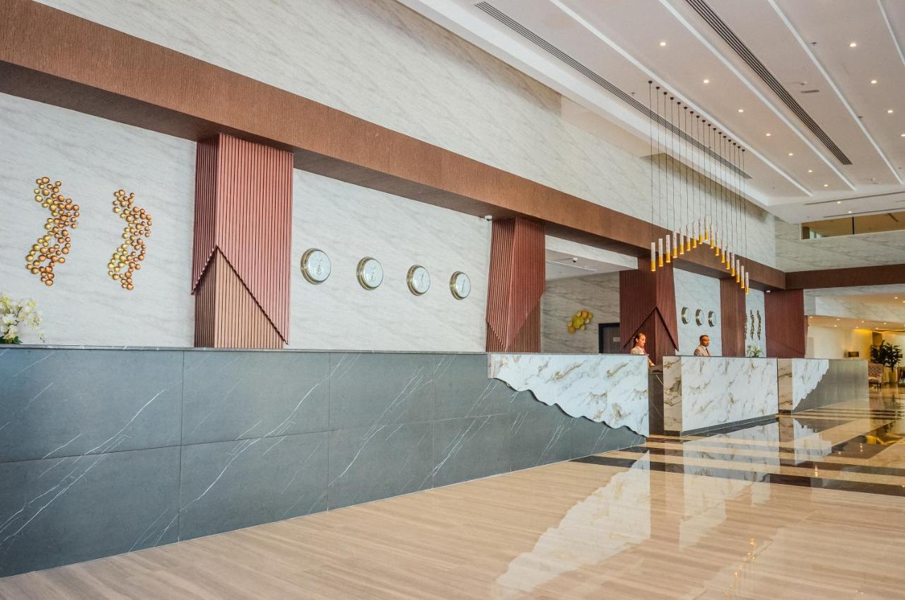 Best Western Plus Dubai Academic City Exterior foto