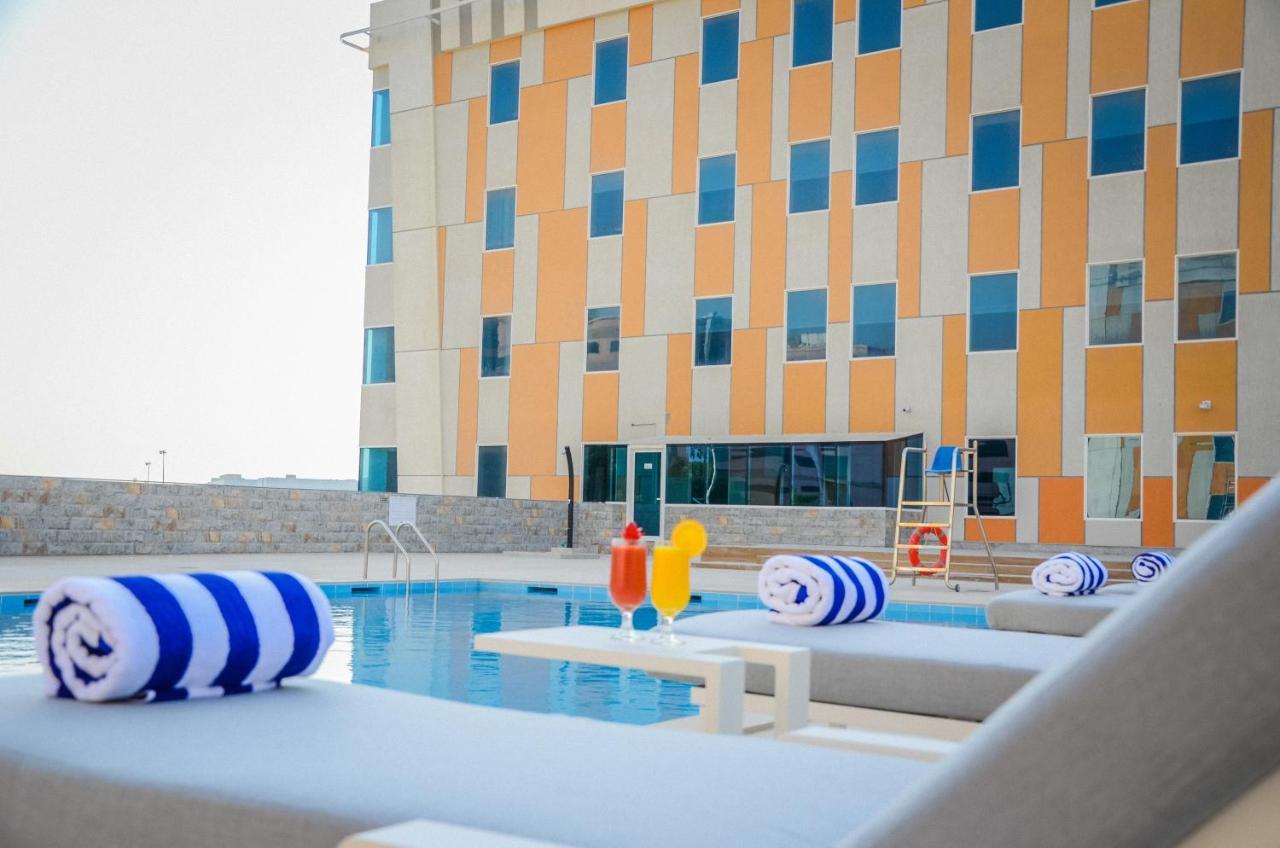 Best Western Plus Dubai Academic City Exterior foto