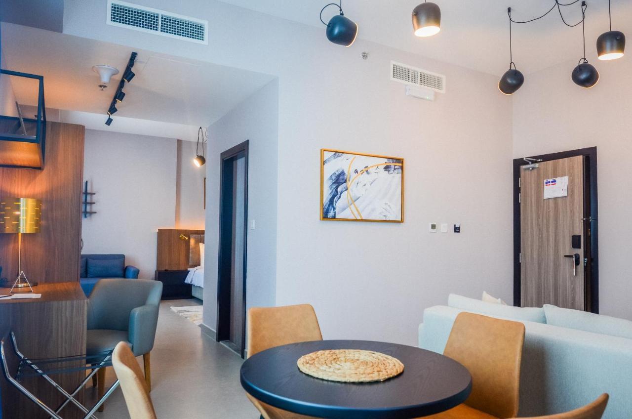 Best Western Plus Dubai Academic City Exterior foto