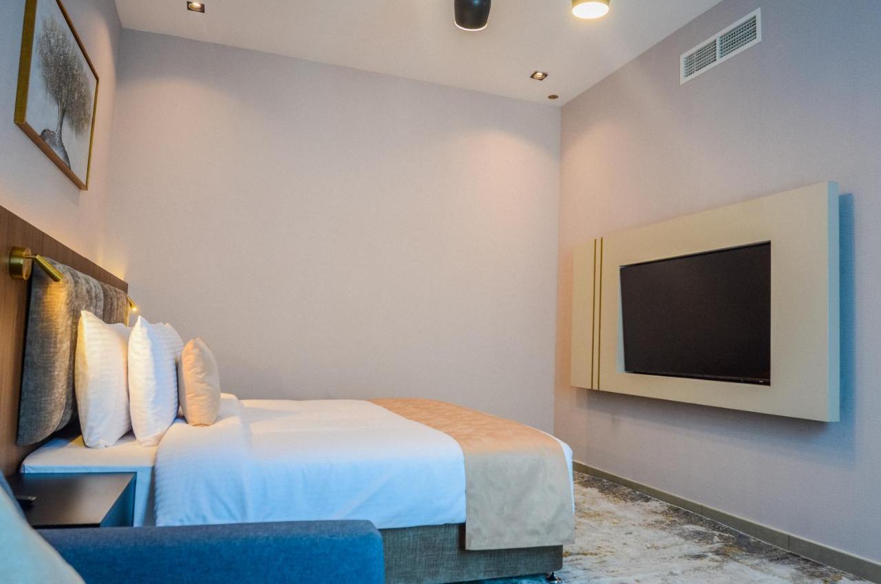 Best Western Plus Dubai Academic City Exterior foto